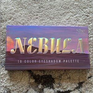 She Makeup Nebula Eyeshadow Palette